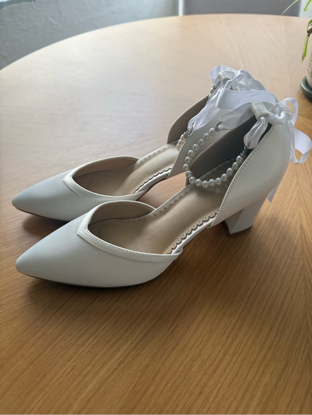 Women’s White Pearl-Ankle Tie Pointed Block Heels
